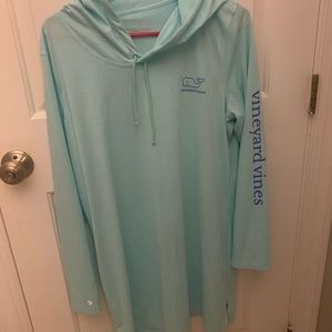 Vineyard Vine Performance hood dress